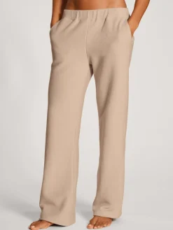 Pants mit Seitentaschen