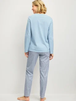 Pyjama, lang
