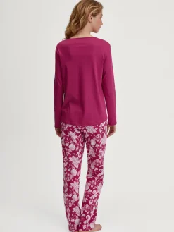 Pyjama, lang